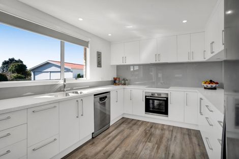 Photo of property in 32 Mangati Road, Bell Block, New Plymouth, 4312
