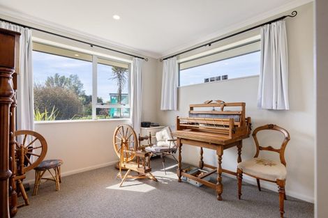 Photo of property in 12 Willowside Place, Amberley, 7410