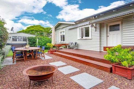 Photo of property in 903 Albert Street, Parkvale, Hastings, 4122