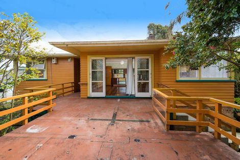 Photo of property in 98 Wharf Road, Te Atatu Peninsula, Auckland, 0610