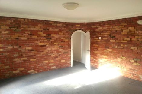 Photo of property in 8 Eclipse Place, Half Moon Bay, Auckland, 2012