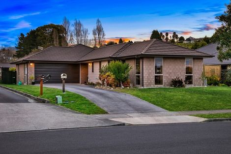 Photo of property in 145 Oteki Park Drive, Welcome Bay, Tauranga, 3112