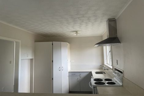 Photo of property in 98 Tirimoana Road, Te Atatu South, Auckland, 0602