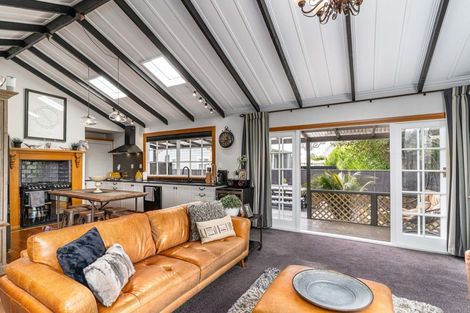 Photo of property in 5 Queen Street, Feilding, 4702