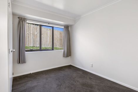 Photo of property in 18 Peninsula Road, Mangere, Auckland, 2022
