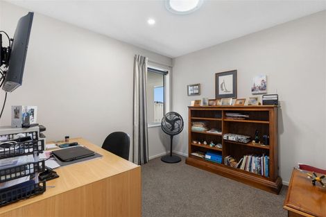 Photo of property in 10 Saint Adela Place, Woolston, Christchurch, 8062