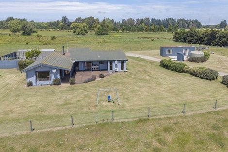 Photo of property in 20 Pears Road, Sefton, Rangiora, 7477