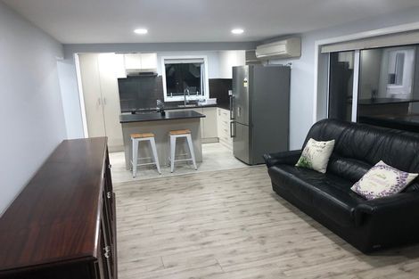 Photo of property in 16 Walworth Avenue, Pakuranga Heights, Auckland, 2010