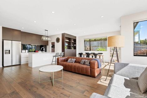 Photo of property in 13 Caldera Drive, Long Bay, Auckland, 0630