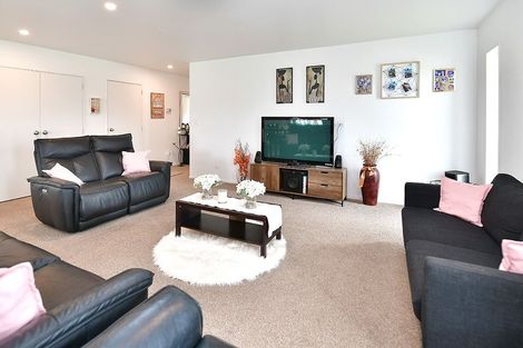 Photo of property in 29 Chic Gardens, Parakai, 0830