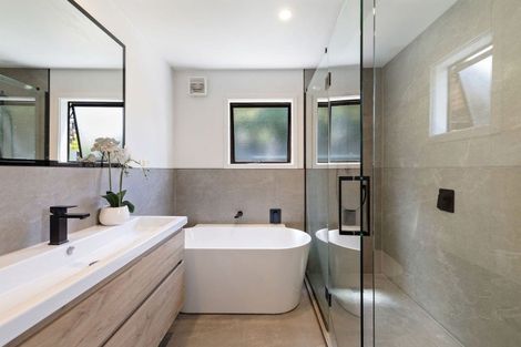 Photo of property in 83 Mcdonnell Road, Arrowtown, 9302