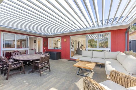 Photo of property in 14 Jervois Road, Jervoistown, Napier, 4112