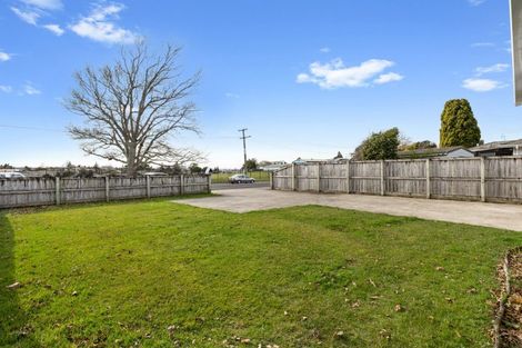 Photo of property in 39 Collins Road, Melville, Hamilton, 3206