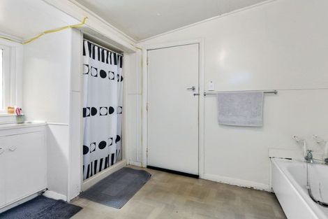 Photo of property in 186b Queen Street, Pukekohe, 2120