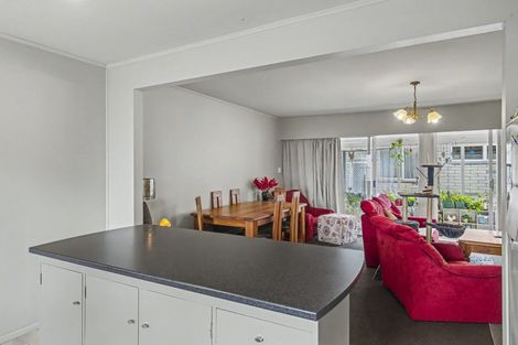 Photo of property in 51 Alexander Road, Raumati Beach, Paraparaumu, 5032