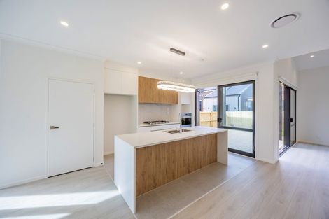 Photo of property in 13 Murray Grey Lane, Karaka, 2580