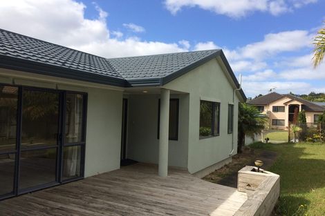 Photo of property in 24 Pukatea Avenue, Albany, Auckland, 0632
