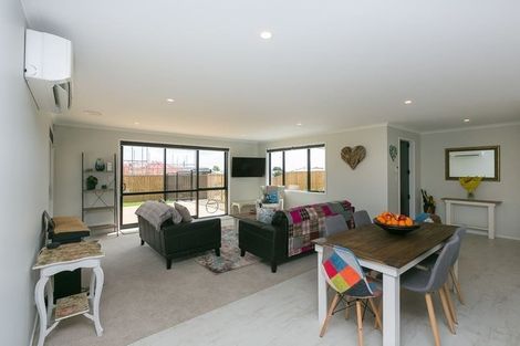 Photo of property in 20 Desmond Place, Bell Block, New Plymouth, 4312