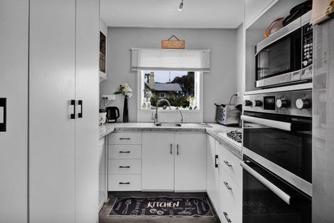 Photo of property in 6 Galt Street, Hawera, 4610