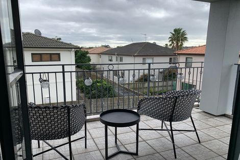 Photo of property in 50 Amberwood Drive, Northpark, Auckland, 2013