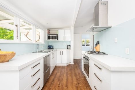 Photo of property in 17 Oxley Avenue, St Albans, Christchurch, 8014