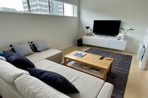 Photo of property in Quantum On Thorndon Quay, 4/163a Thorndon Quay, Pipitea, Wellington, 6011