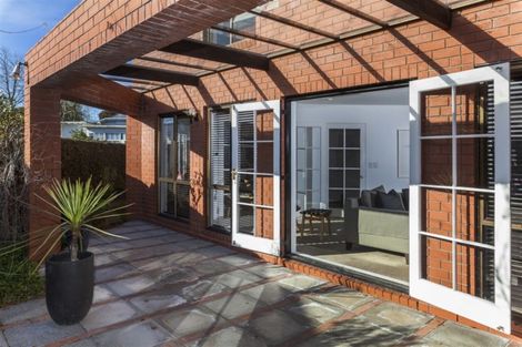 Photo of property in 100a Fendalton Road, Fendalton, Christchurch, 8014