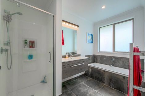 Photo of property in 12 Titoki Lane, Whangamata, 3691