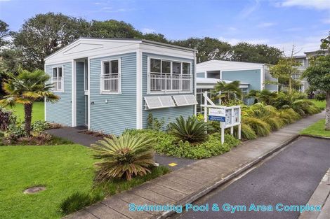 Photo of property in 73 Panorama Heights, Orewa, 0931