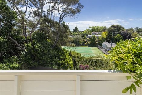 Photo of property in 17 Kororo Street, Northcote, Auckland, 0627