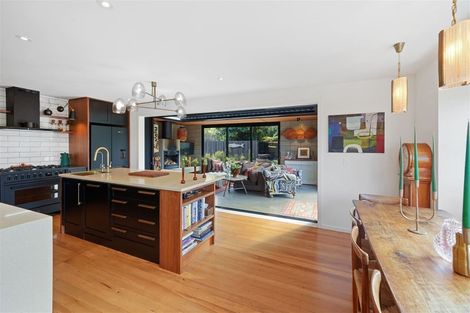 Photo of property in 42 Whitfield Street, Sumner, Christchurch, 8081