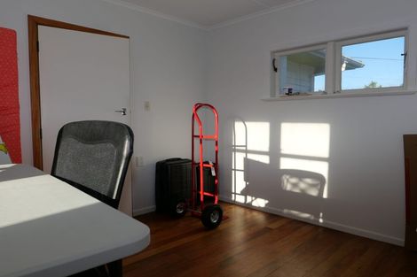 Photo of property in 9 Iti Street, Otaki, 5512