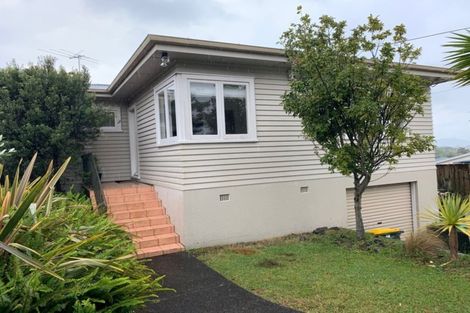 Photo of property in 1/1 Quebec Road, Milford, Auckland, 0620