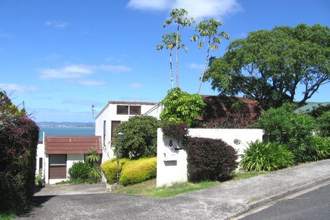 Photo of property in 8 Brigantine Drive, Beach Haven, Auckland, 0626