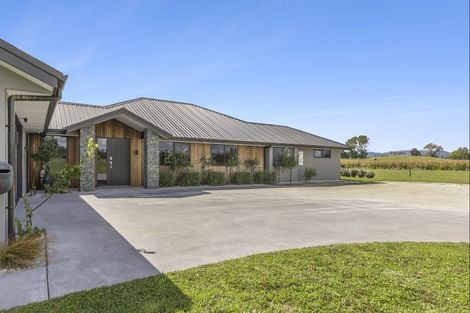 Photo of property in 194 Lake Road, Okoroire, Tirau, 3484
