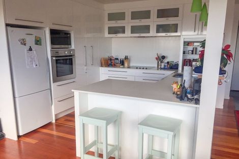 Photo of property in 1/24 Hastings Road, Mairangi Bay, Auckland, 0630