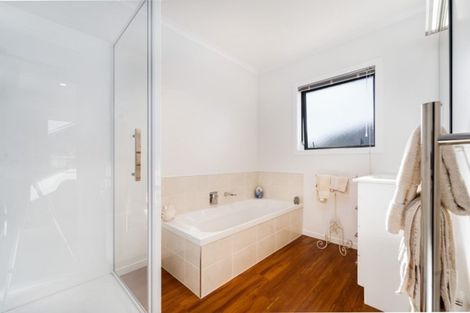 Photo of property in 5 Roger Renall Avenue, Lansdowne, Masterton, 5810