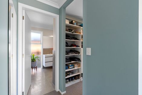 Photo of property in 10 Magnolia Place, Levin, 5510