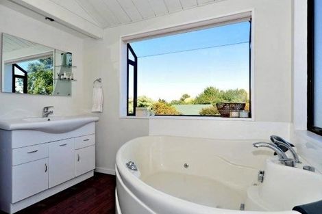 Photo of property in 9 Cam Place, Harewood, Christchurch, 8051