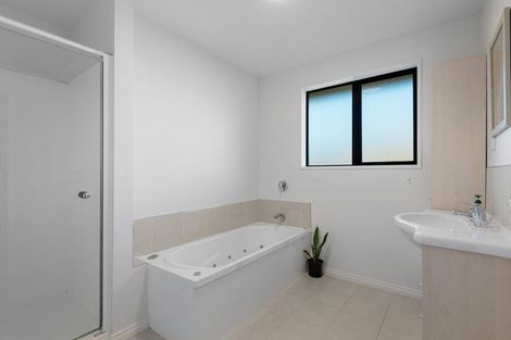 Photo of property in 1 White Hart Lane, Mosgiel, 9024