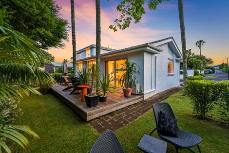 Photo of property in 3/4 Frater Avenue, Milford, Auckland, 0620