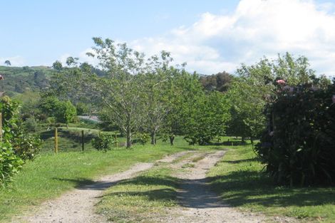 Photo of property in 560 Old Highway, Whakamarama, 3180