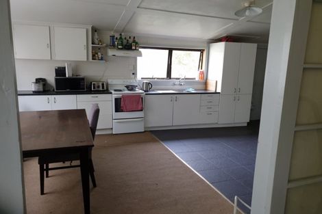 Photo of property in 203 Bridge Street, Eltham, 4322