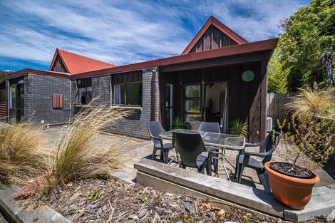 Photo of property in 2/38 Martin Street, Monaco, Nelson, 7011