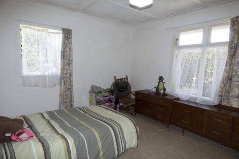 Photo of property in 12 Hamua Place, Waitara, 4320