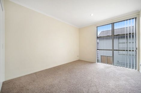 Photo of property in 71 Bruce Pulman Drive, Takanini, 2112