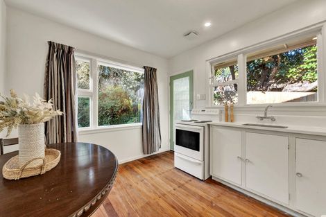 Photo of property in 31 Fifield Terrace, Waltham, Christchurch, 8023