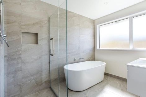 Photo of property in 409 Old North Road, Kumeu, 0892