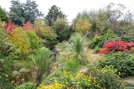 Photo of property in 350 Aokautere Drive, Aokautere, Palmerston North, 4471