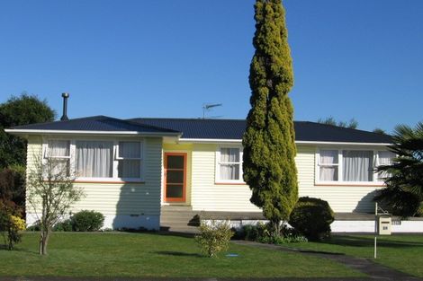 Photo of property in 28 Brightwell Street, Papakura, 2110